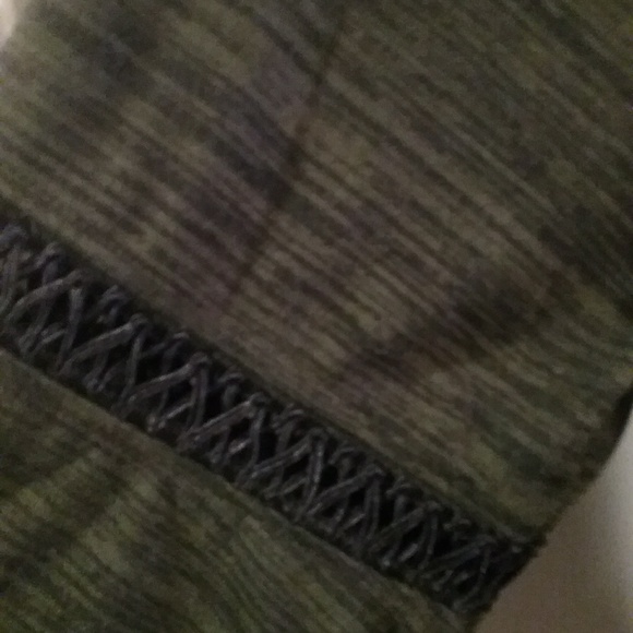 NWT Allie & Rob Olive 1X Top Final Price *Last 1 - Picture 3 of 4